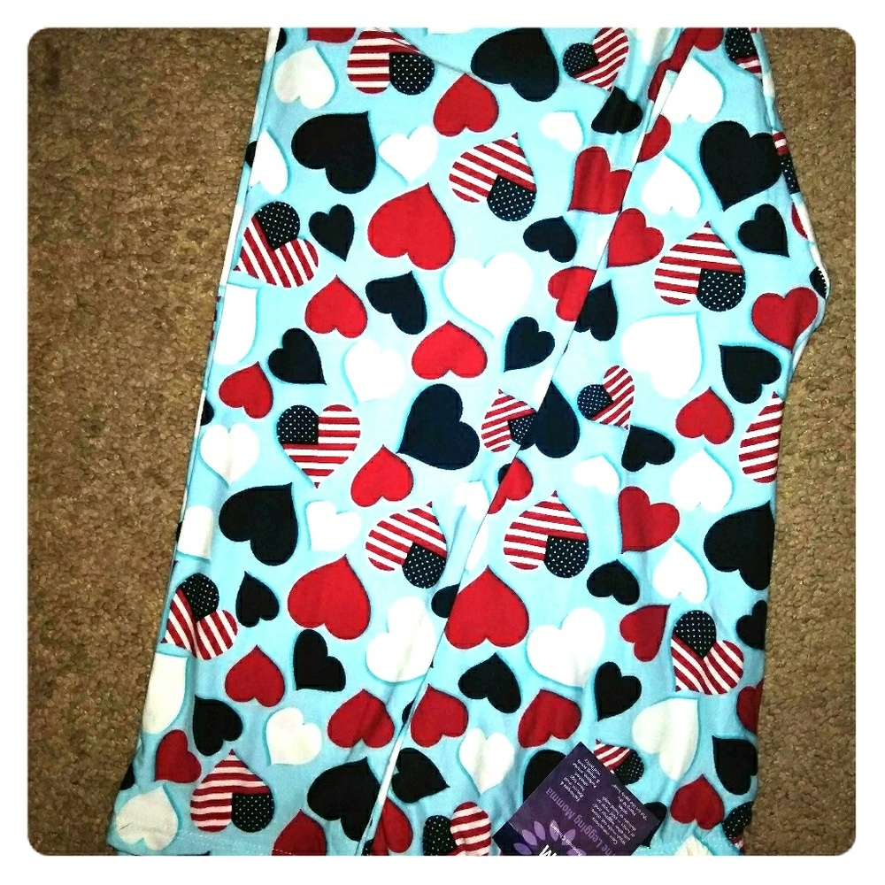 NWT TC Flag leggings